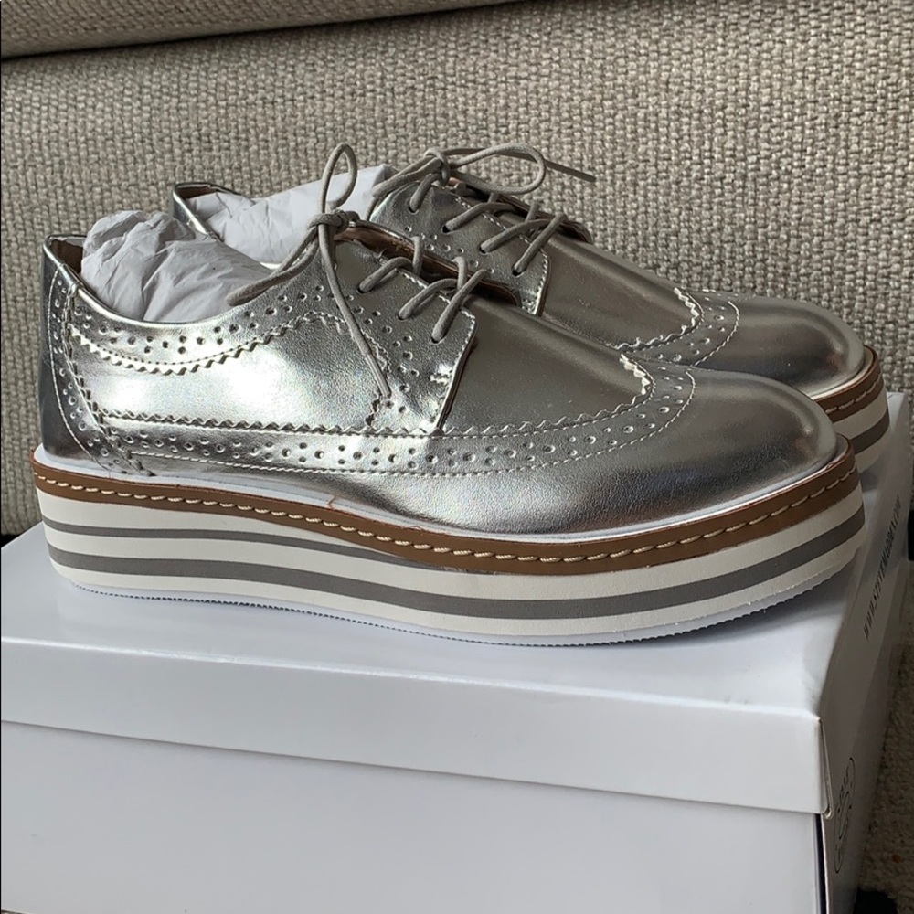 Steve Madden Mira Silver Platform Oxfords